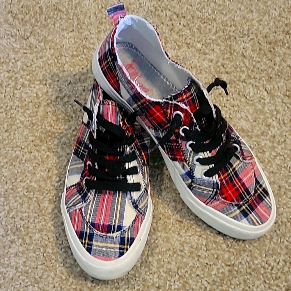 Slide on sneakers